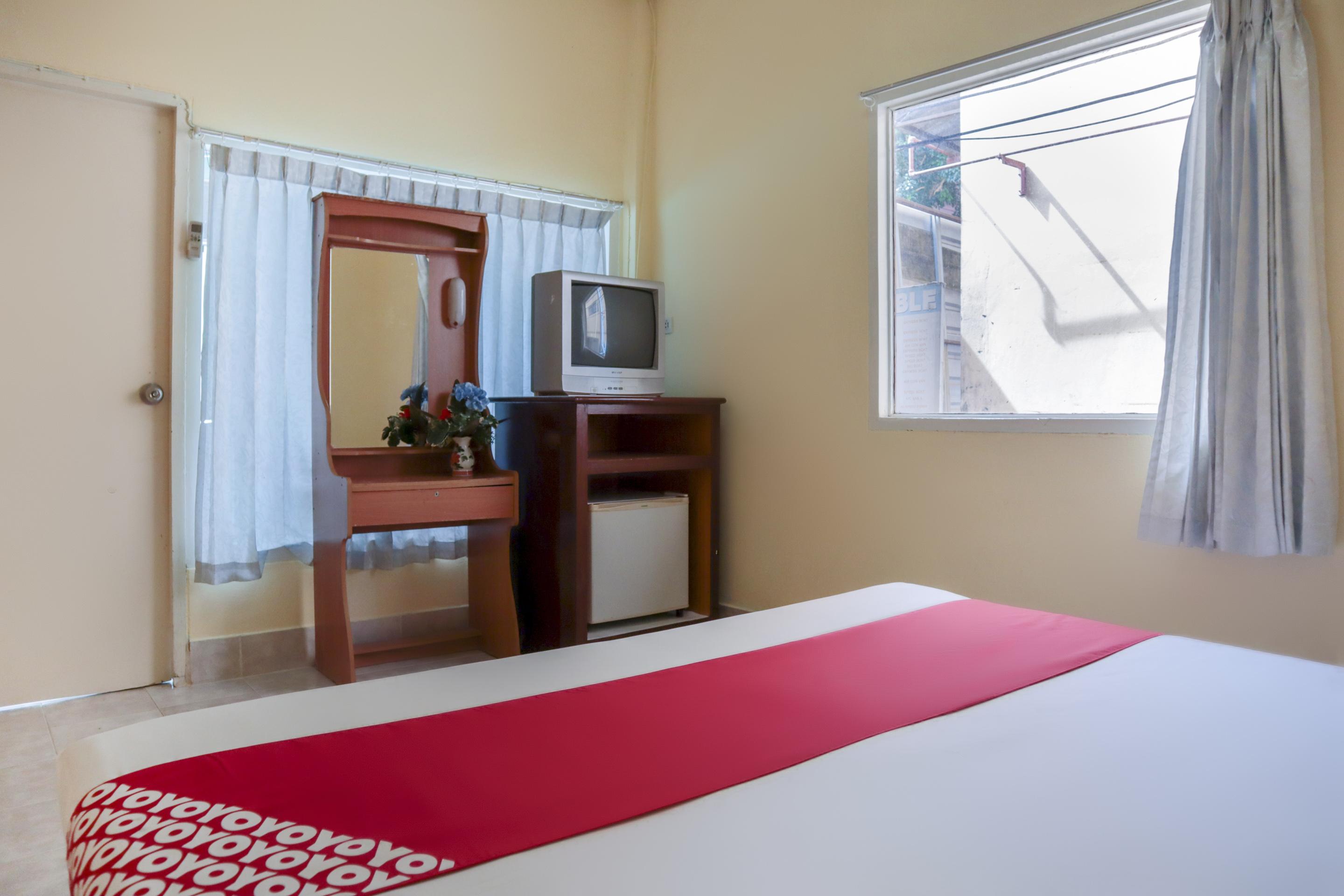 Oyo 681 Paradise Hotel Ao Nang Екстериор снимка