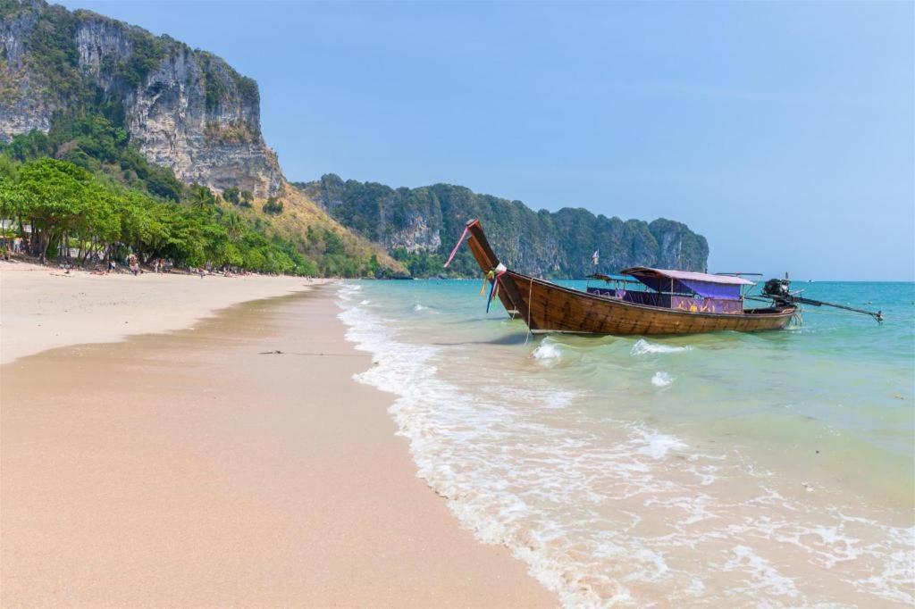 Oyo 681 Paradise Hotel Ao Nang Екстериор снимка